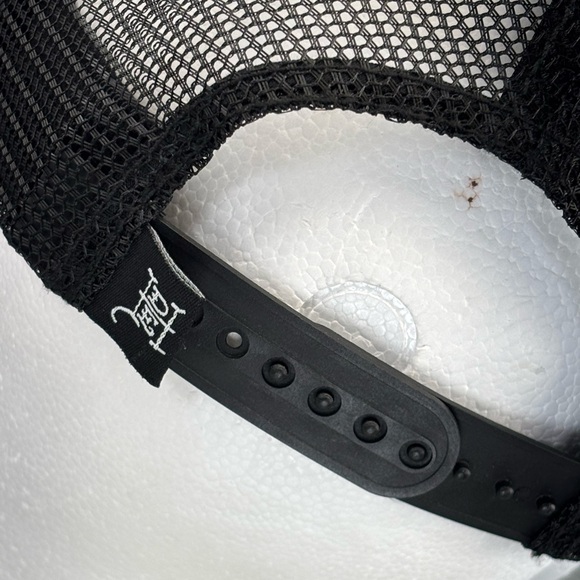 NWOT Ed Hardy DEH Mesh Snapback Trucker Hat Cap Lion Head Tattoo Black OSHA - Picture 10 of 13